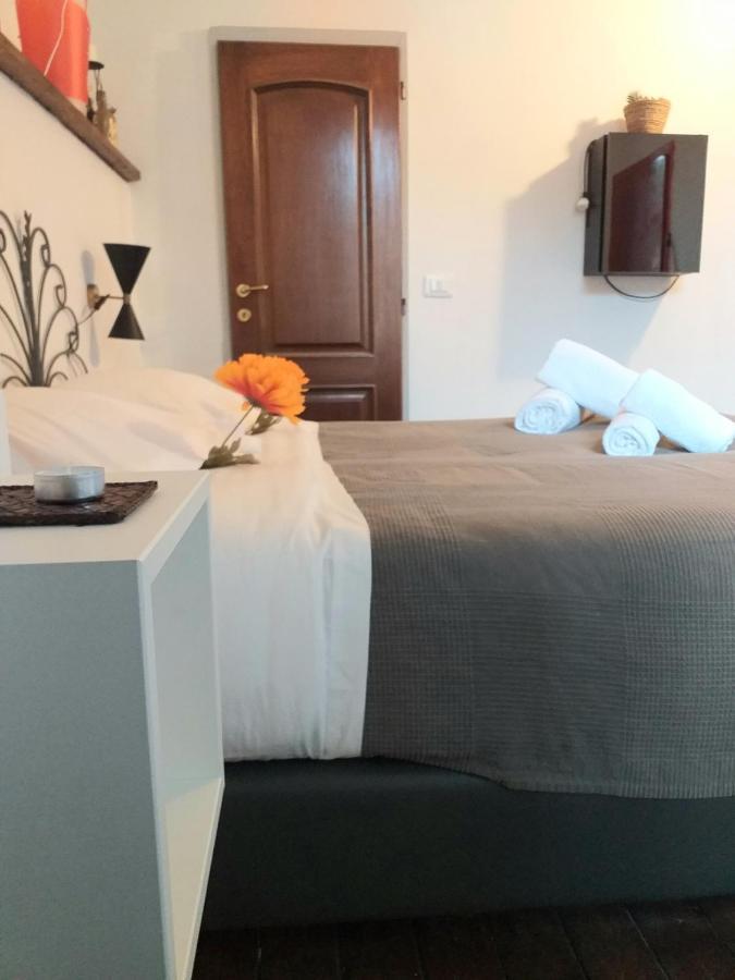 Suite Via Faenza Флоренция Экстерьер фото